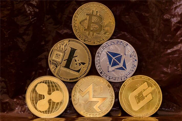 一个比特币的价格，数字货币市场波动性分析(一个比特币值多钱)