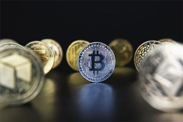 比特币和ht币的区别